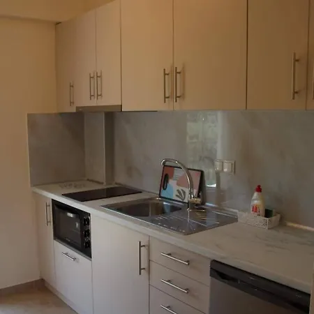 Xanthiotis Apartment