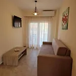 Xanthiotis شقة *